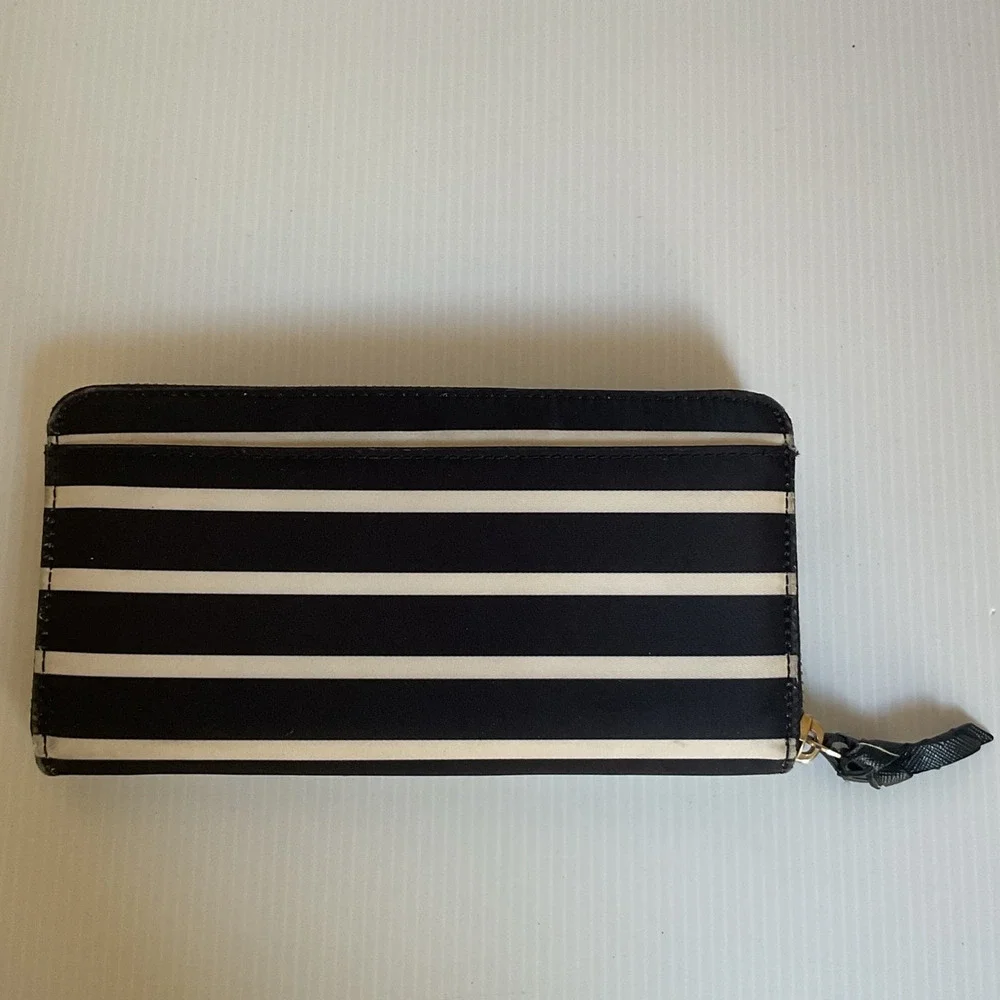 Kate Spade New York Black White Striped Zip Around Wallet Continental Purse